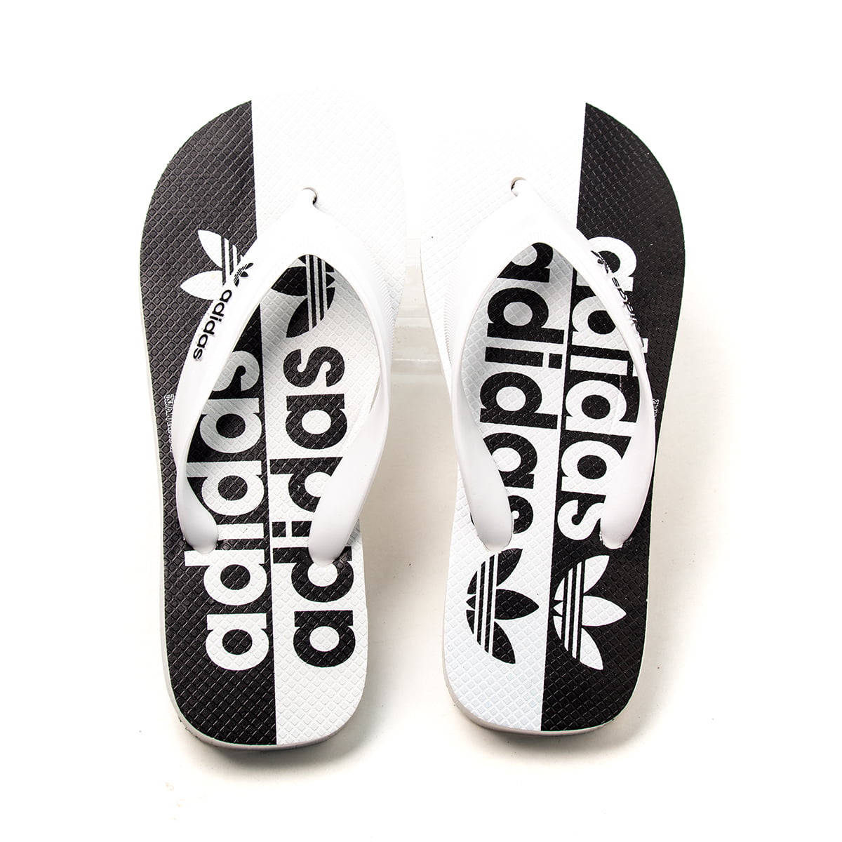 chinelo flat adidas