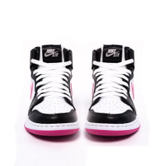 Tênis Feminino Nike Air Jordan 1 MID